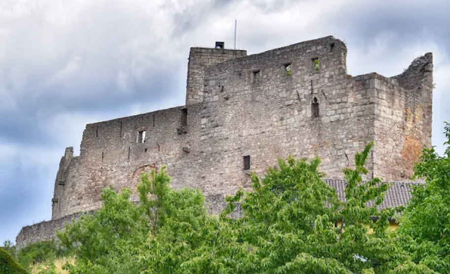 Burgruine Leuchtenberg, Germany